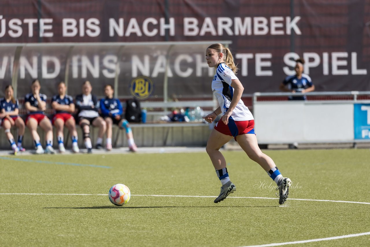 Bild 147 - wBJ Lotto Pokal Finale  Eimsbuetteler TV - Hamburger SV : Ergebnis: 0:3